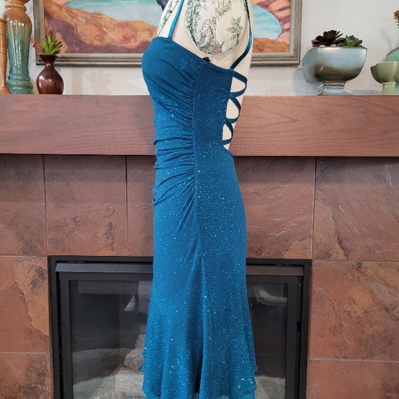 Elegant Teal Sparkle Dress - Picture 2 of 7